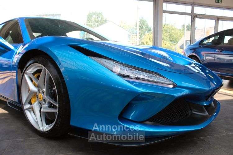 Ferrari F8 Tributo CARBON * LIFT * AFFICHAGE PASSAGER * LED * GARANTIE FERRARI 2025 - <small></small> 294.990 € <small></small> - #16