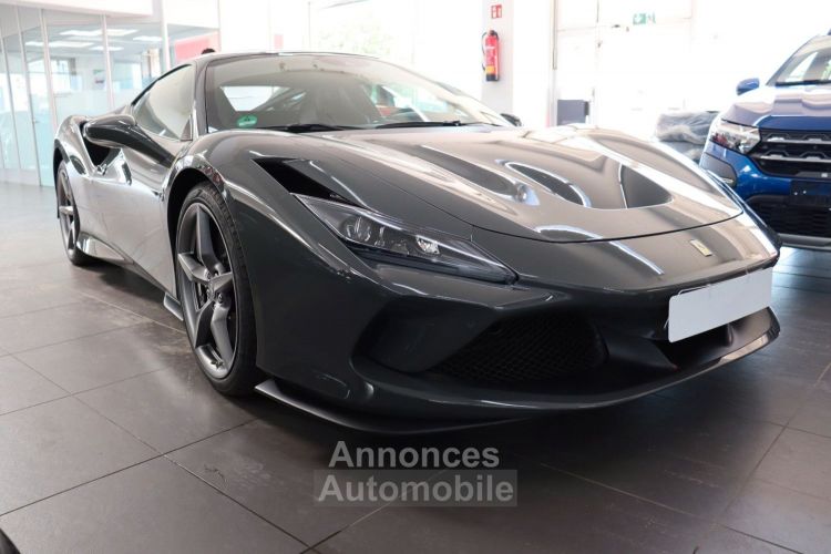 Ferrari F8 Tributo LIFT * ECRAN PASSAGER * JBL * RS DAYTONA * GARANTIE FERRARI - <small></small> 303.000 € <small></small> - #3