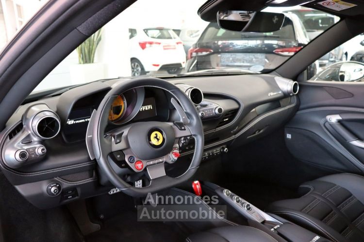 Ferrari F8 Tributo LIFT * ECRAN PASSAGER * JBL * RS DAYTONA * GARANTIE FERRARI - <small></small> 303.000 € <small></small> - #10