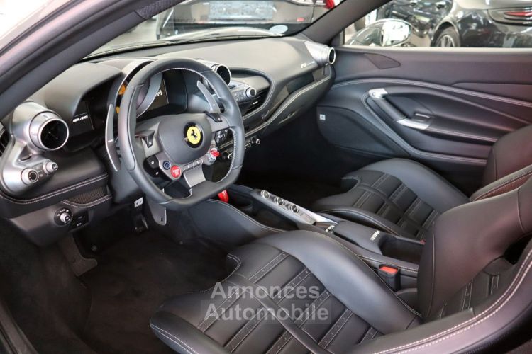 Ferrari F8 Tributo LIFT * ECRAN PASSAGER * JBL * RS DAYTONA * GARANTIE FERRARI - <small></small> 303.000 € <small></small> - #11