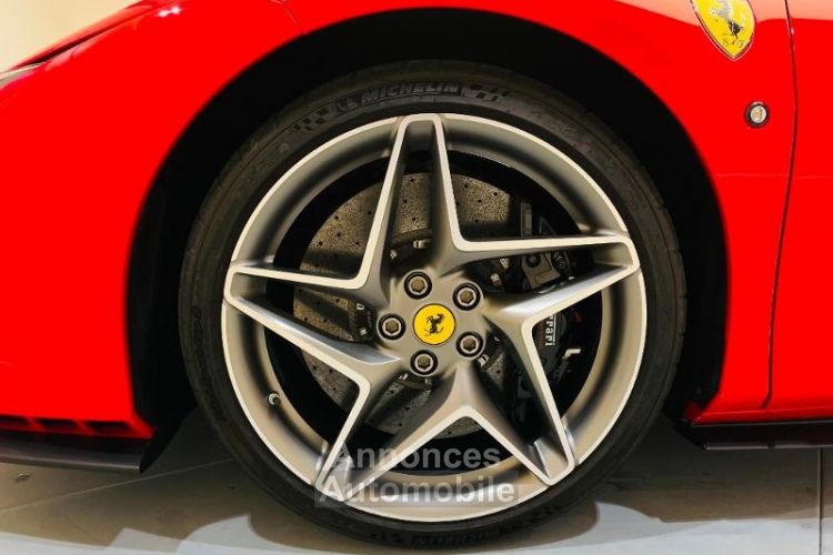 Ferrari F8 Tributo SPIDER - <small></small> 377.900 € <small>TTC</small> - #11