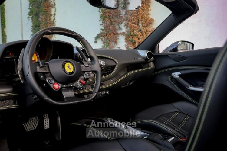 Ferrari F8 Tributo Spider - <small></small> 359.000 € <small>TTC</small> - #4