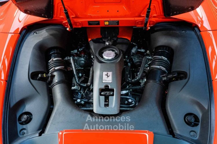 Ferrari F8 Tributo SPIDER 3.9 720 DCT - <small></small> 384.900 € <small>TTC</small> - #28