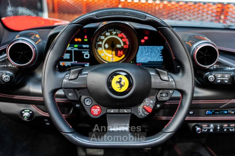 Ferrari F8 Tributo SPIDER 3.9 720 DCT - <small></small> 384.900 € <small>TTC</small> - #33