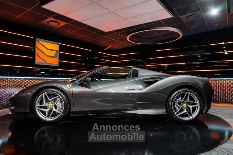 Ferrari F8 Tributo SPIDER 3.9 720 DCT - <small></small> 339.900 € <small>TTC</small> - #2