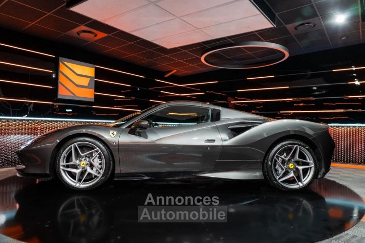 Ferrari F8 Tributo SPIDER 3.9 720 DCT - <small></small> 339.900 € <small>TTC</small> - #10