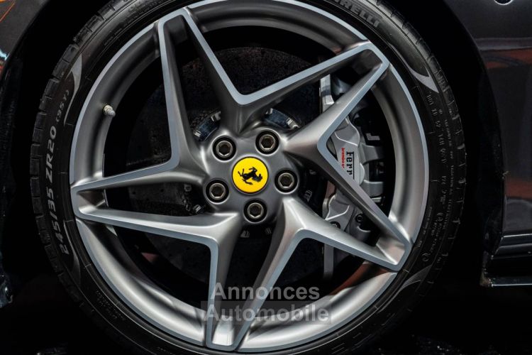 Ferrari F8 Tributo SPIDER 3.9 720 DCT - <small></small> 339.900 € <small>TTC</small> - #18