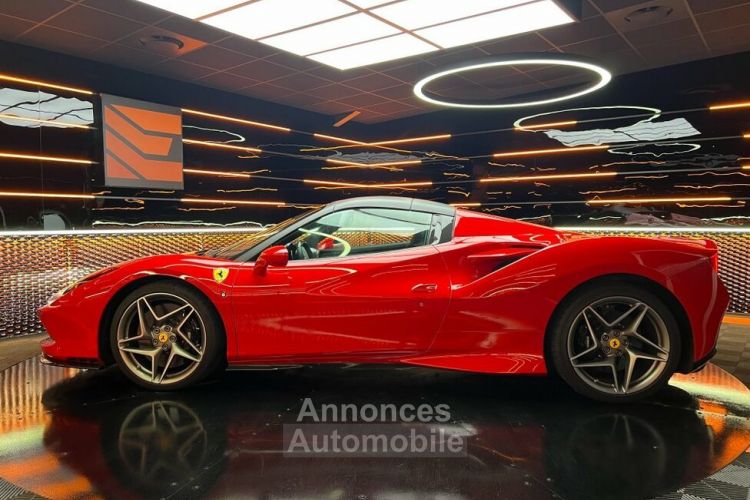 Ferrari F8 Tributo SPIDER 3.9 720 DCT - <small></small> 369.900 € <small>TTC</small> - #4