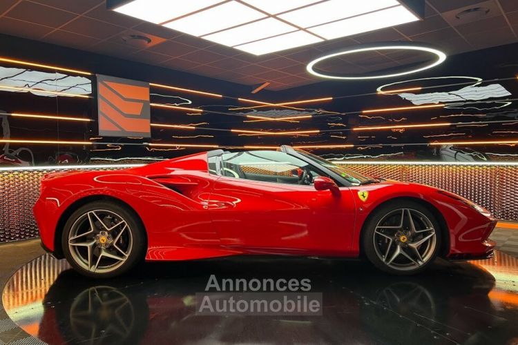 Ferrari F8 Tributo SPIDER 3.9 720 DCT - <small></small> 369.900 € <small>TTC</small> - #7