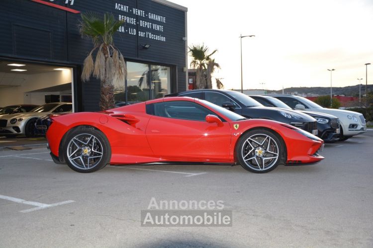 Ferrari F8 Tributo SPIDER 3.9 V8 720 CV SIEGES RACING , LIFT , PASSENGER DISPLAY , JBL CARBON , DAYTONA - <small></small> 359.900 € <small>TTC</small> - #3