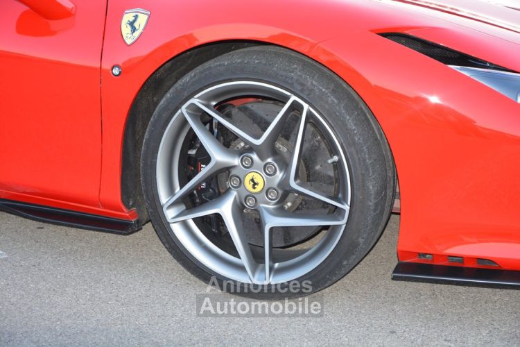 Ferrari F8 Tributo SPIDER 3.9 V8 720 CV SIEGES RACING , LIFT , PASSENGER DISPLAY , JBL CARBON , DAYTONA - <small></small> 359.900 € <small>TTC</small> - #4