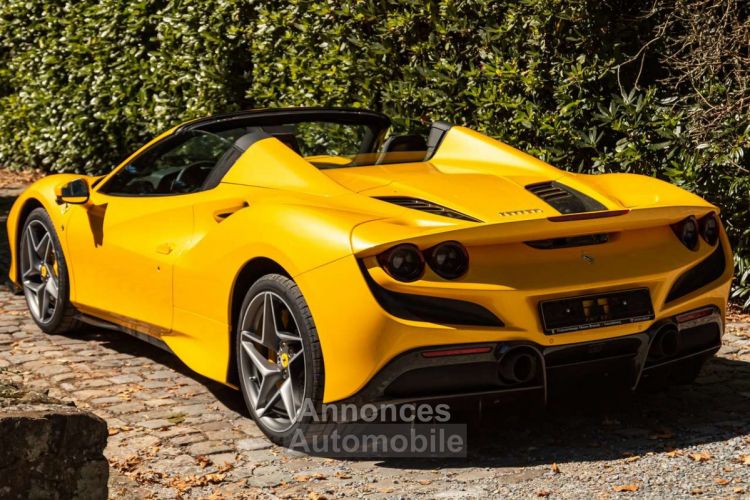 Ferrari F8 Tributo Spider Giallo Triplo Strato-Full Carbon-Belgian car - <small></small> 359.400 € <small>TTC</small> - #2