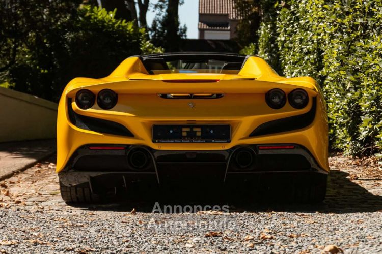 Ferrari F8 Tributo Spider Giallo Triplo Strato-Full Carbon-Belgian car - <small></small> 359.400 € <small>TTC</small> - #3