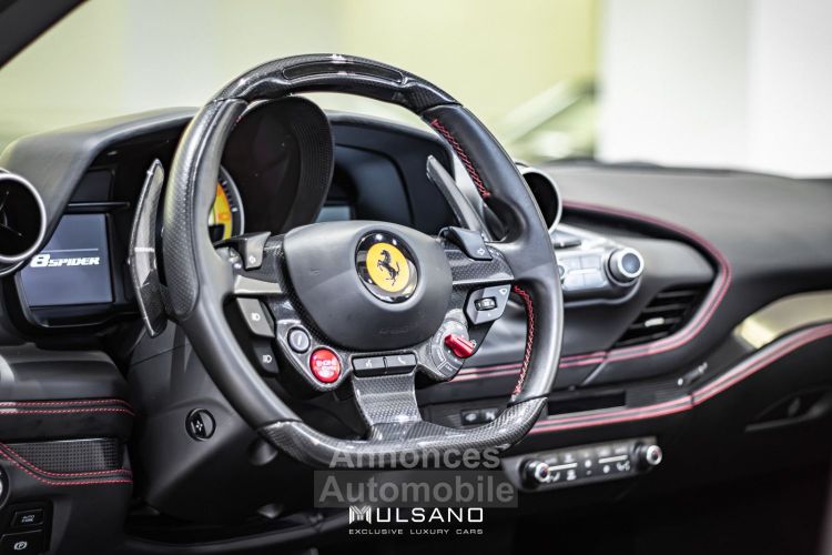 Ferrari F8 Tributo Spider PREMIERE MAIN GARANTIE FERRARI 2026 CARBON LIFT CAMERA AVANT ARRIERE - <small></small> 338.000 € <small>TTC</small> - #13