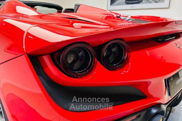 Ferrari F8 Tributo SPIDER V8 Bi-Turbo - <small></small> 369.900 € <small>TTC</small> - #13