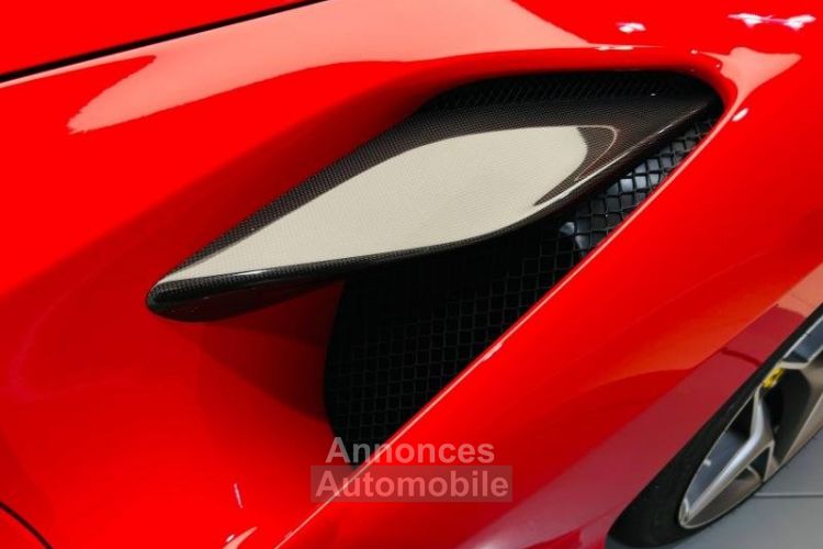 Ferrari F8 Tributo SPIDER V8 Bi-Turbo - <small></small> 369.900 € <small>TTC</small> - #19