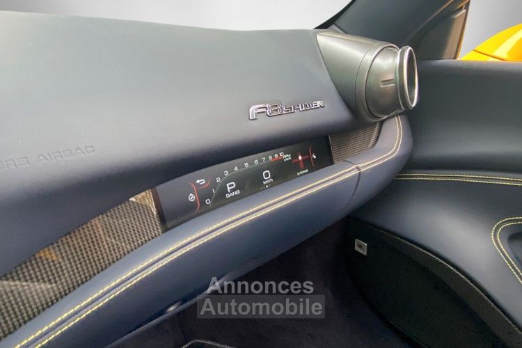 Ferrari F8 Tributo V8 3.9 721 Ch Spider Céramic * JBL * Entretien Ferrari De 7 Ans Jusqu'au 05/2027 * Garantie Ferrari Approved 24 mois Reconductible - <small></small> 335.990 € <small></small> - #11