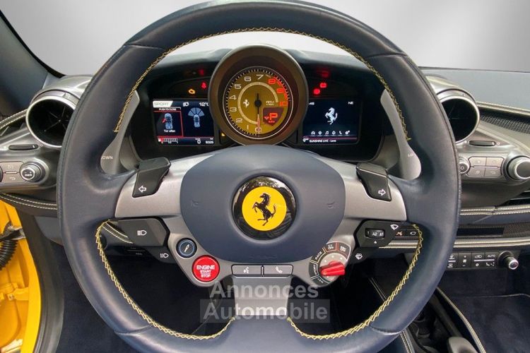 Ferrari F8 Tributo V8 3.9 721 Ch Spider Céramic * JBL * Entretien Ferrari De 7 Ans Jusqu'au 05/2027 * Garantie Ferrari Approved 24 mois Reconductible - <small></small> 335.990 € <small></small> - #15