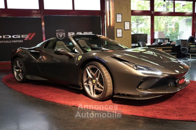 Ferrari F8 Tributo V8 3.9 721 Ch Spider Céramic * LIFT * 1èreM * JBL * Entretien Ferrari De 7 Ans Jusqu'au 04/2028 * Garantie Ferrari Approved 04/2026 Reconductible - <small></small> 305.990 € <small></small> - #3