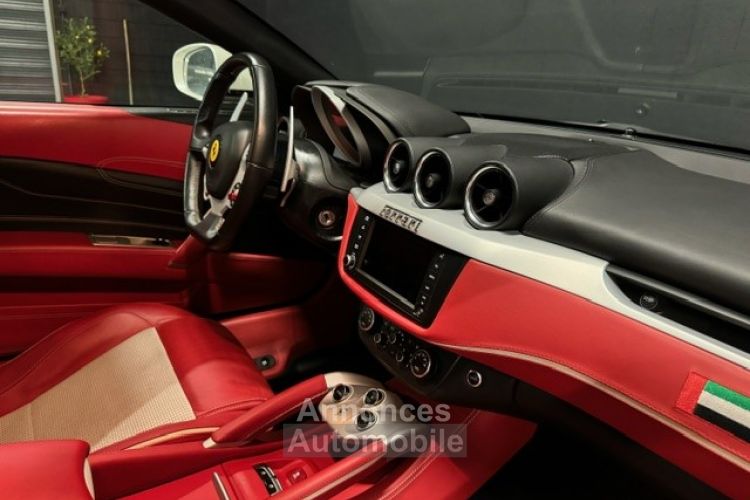 Ferrari FF Ferrari FF - <small></small> 149.900 € <small>TTC</small> - #8