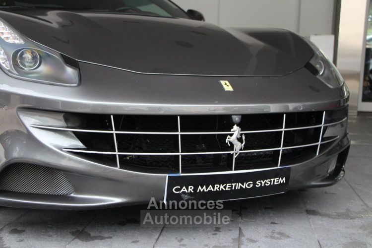 Ferrari FF V12 - <small>A partir de </small>1.690 EUR <small>/ mois</small> - #3