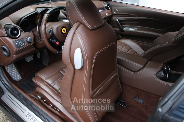 Ferrari FF V12 - <small>A partir de </small>1.690 EUR <small>/ mois</small> - #15