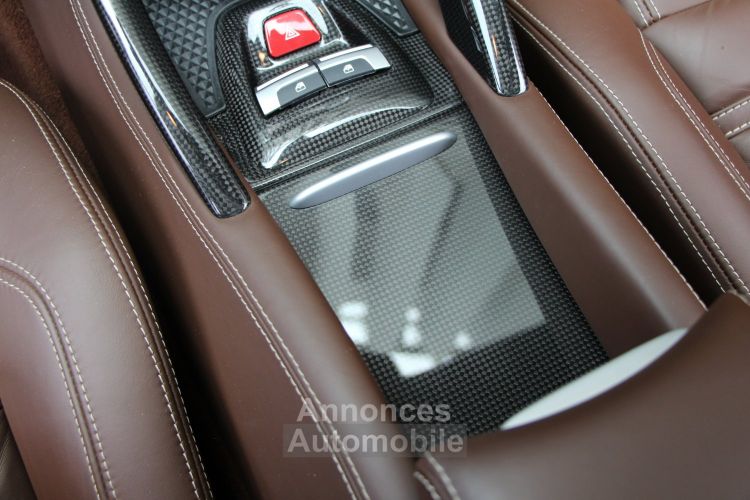 Ferrari FF V12 - <small>A partir de </small>1.690 EUR <small>/ mois</small> - #23