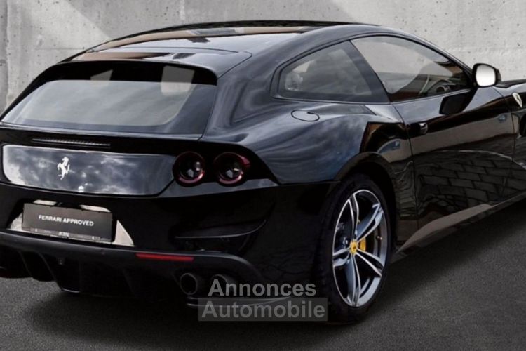 Ferrari GTC4 Lusso 6.3 V12 690 4RM  01/2017 - <small></small> 247.890 € <small>TTC</small> - #6