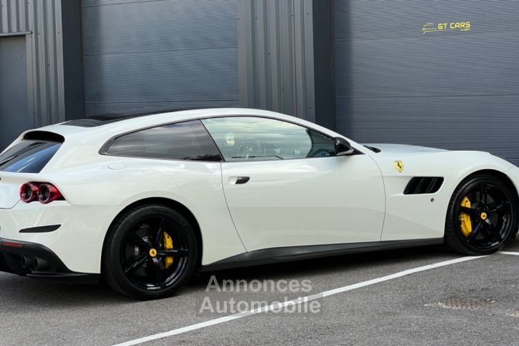 Ferrari GTC4 Lusso FERRARI GTC4 LUSSO V8 T - LOA 930 Euros Par Mois - Origine France - Pack Carbone - Volant LED - Toit Pano - écran Passager - <small></small> 204.990 € <small>TTC</small> - #6