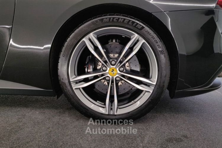 Ferrari GTC4 Lusso Ferrari GTC4Lusso 6.3 V12 689 V12 JBL Caméra FERRARI APPROVED - <small></small> 227.990 € <small>TTC</small> - #10