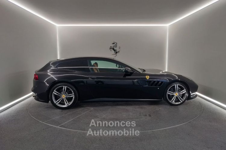 Ferrari GTC4 Lusso GTC4 Lusso V12 6.3 689 ch Noir  Garantie Ferrari Approved 12 mois - <small></small> 212.000 € <small>TTC</small> - #6