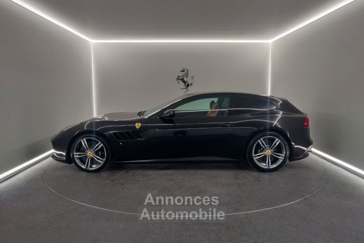 Ferrari GTC4 Lusso GTC4 Lusso V12 6.3 689 ch Noir  Garantie Ferrari Approved 12 mois - <small></small> 212.000 € <small>TTC</small> - #10