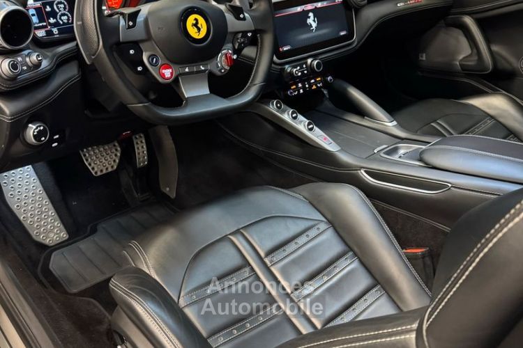 Ferrari GTC4 Lusso GTC4Lusso V12 690 CV – FRANÇAISE TOIT PANORAMIQUE CAMERA AV & AR LIFT SIEGES DAYTONA Entretien Exclusif Lyon - <small></small> 199.900 € <small>TTC</small> - #4