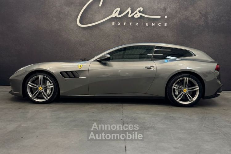 Ferrari GTC4 Lusso GTC4Lusso V12 690 CV – FRANÇAISE TOIT PANORAMIQUE CAMERA AV & AR LIFT SIEGES DAYTONA Entretien Exclusif Lyon - <small></small> 199.900 € <small>TTC</small> - #2