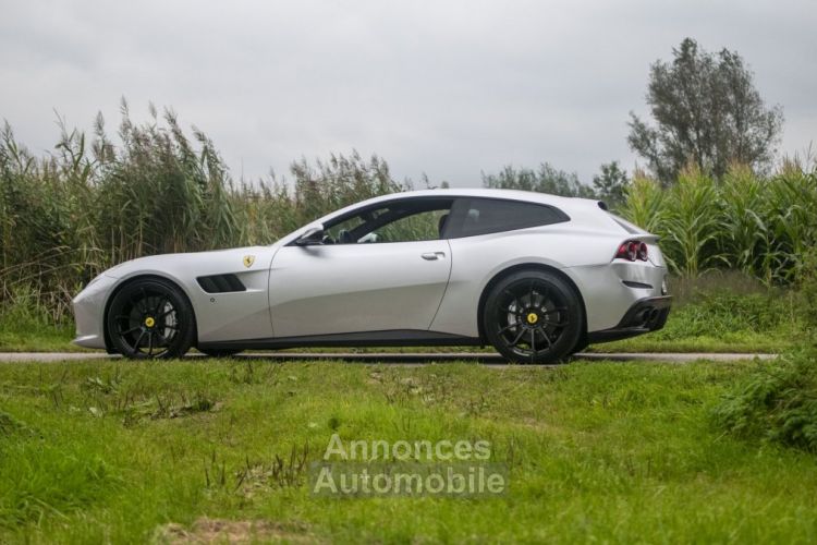 Ferrari GTC4 Lusso T - <small></small> 199.000 € <small>TTC</small> - #3