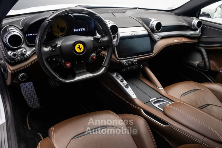 Ferrari GTC4 Lusso T V8 3.9 610ch T - <small></small> 189.900 € <small>TTC</small> - #17