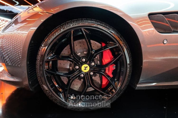 Ferrari GTC4 Lusso T V8 610ch - <small></small> 189.900 € <small>TTC</small> - #19