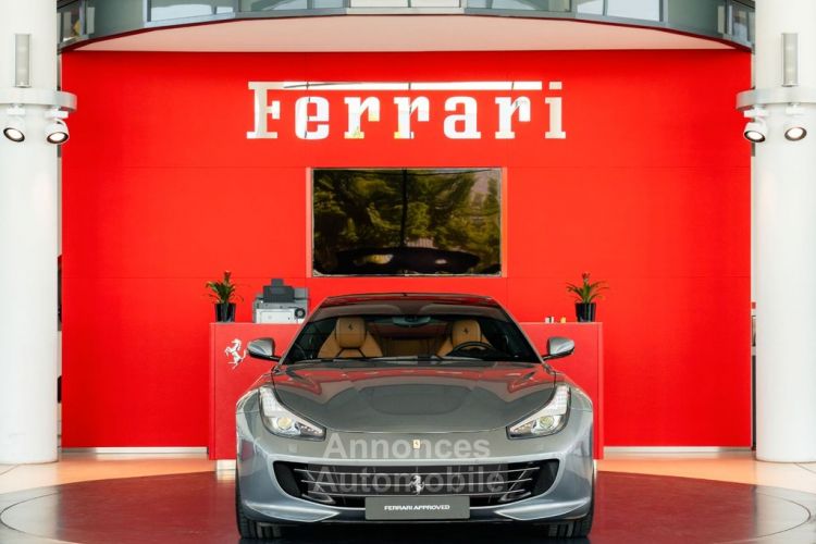 Ferrari GTC4 Lusso V12 6.3 689 Ch * T.Panorama Noir Titanio Métallisé Caméra LIFT Céramic JBL T.Pano. Sièges Sports Et Chauffants Ferrari Approved - <small></small> 210.990 € <small>TTC</small> - #7