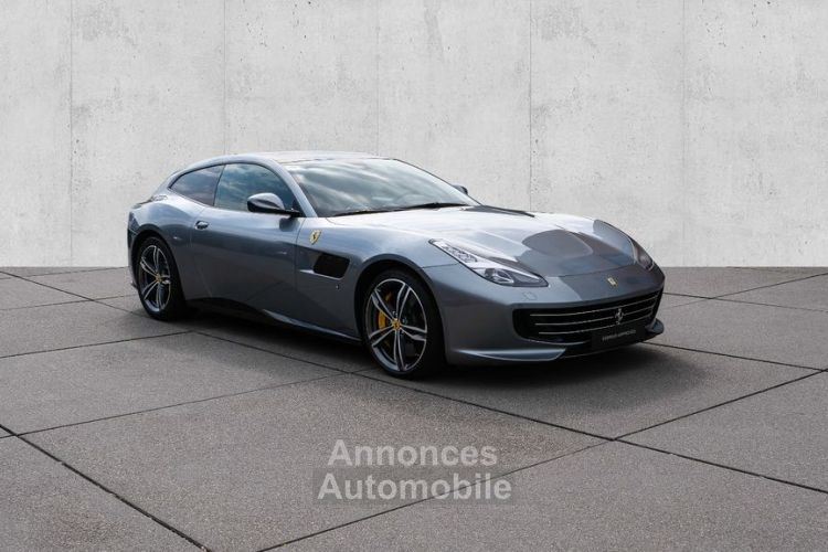 Ferrari GTC4 Lusso V12 6.3 689 ch *Lift*Carbon* T.Panorama JBL Gris Titanio Métallic Ferrari Approved Garantie 12 mois Prémium - <small></small> 225.990 € <small>TTC</small> - #12