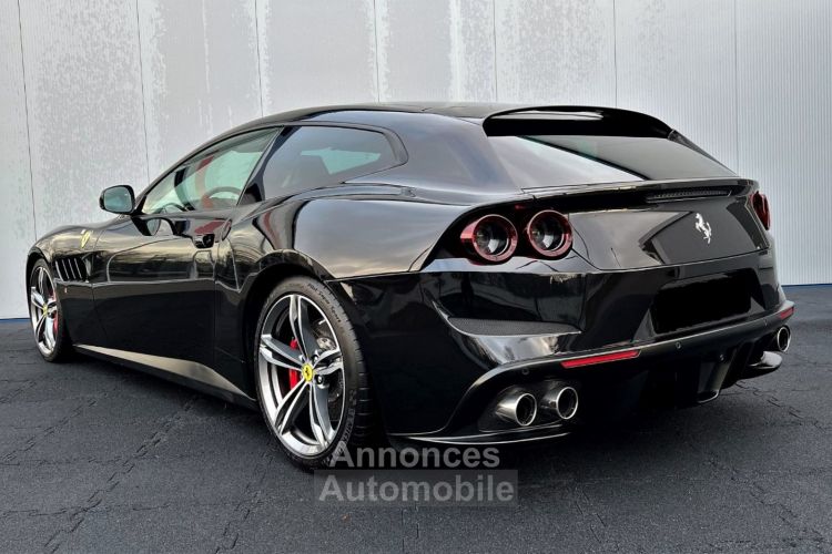 Ferrari GTC4 Lusso V12 * LIFT * TOIT PANORAMIQUE * AFFICHAGE PASSAGER * CAMERA DOUBLE VUE * GARANTIE 12 MOIS - <small></small> 189.990 € <small>TTC</small> - #29