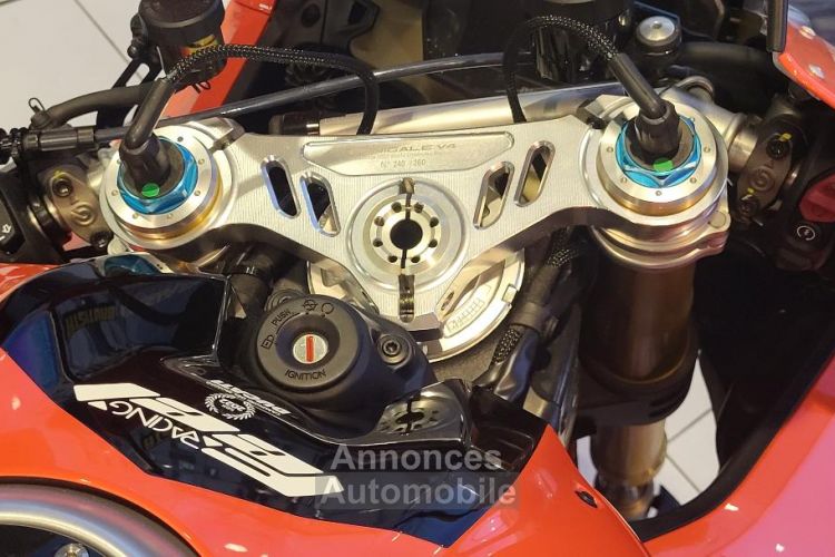 Ferrari LaFerrari DUCATI PANIGALE V4S BAUTISTA - <small></small> 64.990 € <small></small> - #7