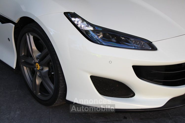 Ferrari Portofino 3.9 V8 600 - <small>A partir de </small>1.990 EUR <small>/ mois</small> - #9