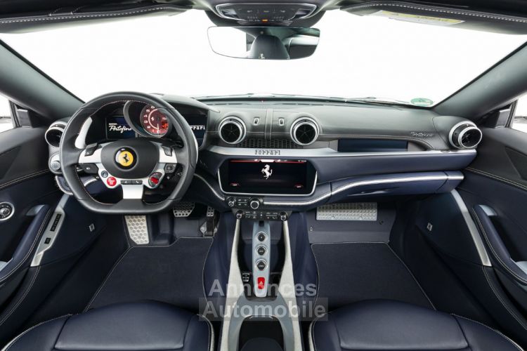 Ferrari Portofino «Tailor made » emodèle unique écran passager - <small></small> 248.000 € <small>TTC</small> - #5