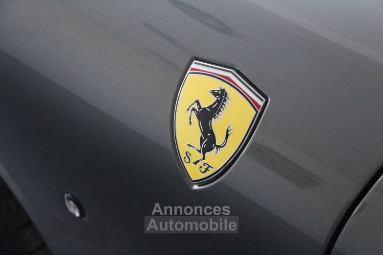 Ferrari Roma V8 3.9 620 - <small>A partir de </small>2.790 EUR <small>/ mois</small> - #9