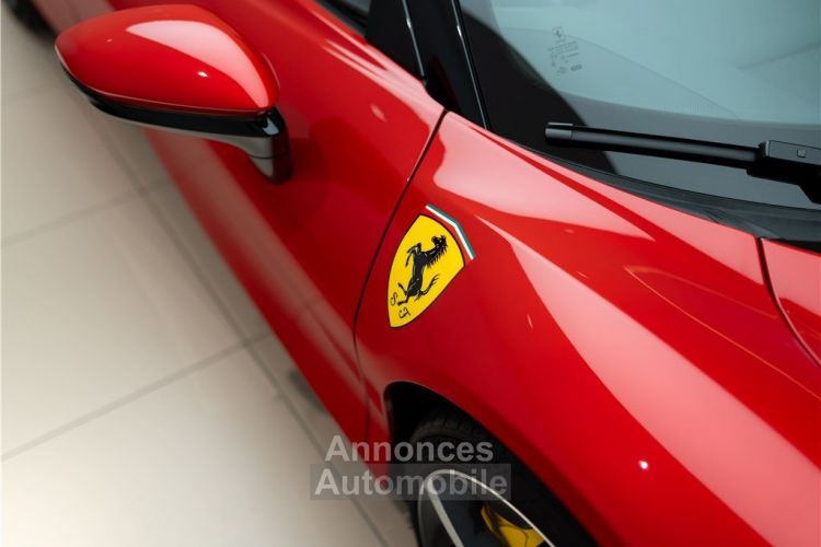 Ferrari SF90 Stradale 4.0 V8 780 CH PHEV - <small></small> 639.900 € <small>TTC</small> - #19