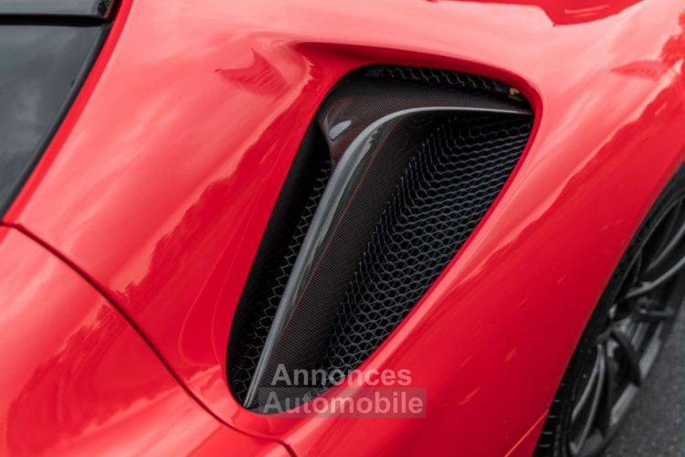 Ferrari SF90 Stradale ROSSO CORSA 'FULL CARBON' - <small></small> 469.900 € <small>TTC</small> - #17