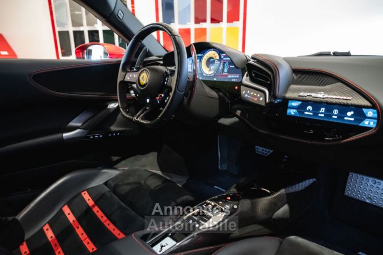 Ferrari SF90 Stradale ROSSO MAGMA FULL CARBON Garantie Ferrari 2026 Première main TVA Récupérable - <small></small> 435.000 € <small></small> - #15