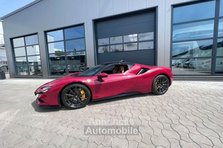 Ferrari SF90 Stradale ROSSO MUGELLO / CARBONE / LIFT / JBL / PERFORMANCE - <small></small> 430.000 € <small></small> - #1