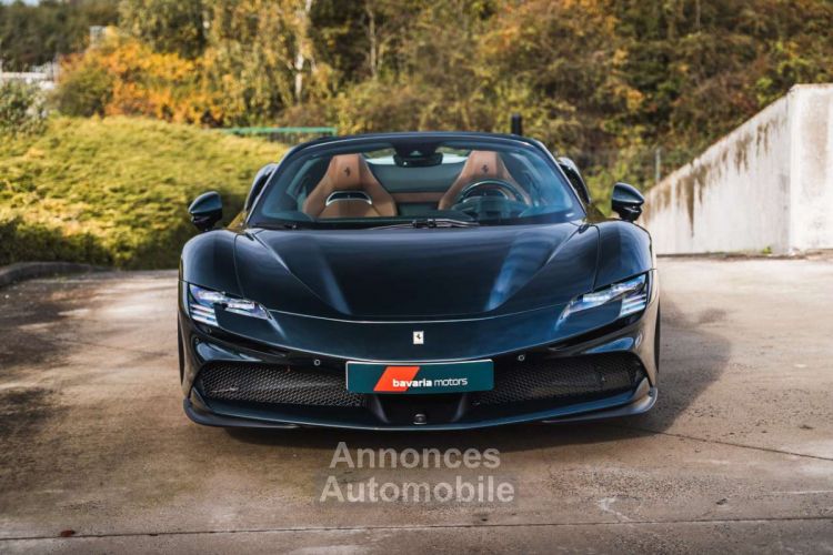 Ferrari SF90 Stradale Spider 1st Owner- Lift Verde Zeltweg Carbon - <small></small> 499.900 € <small>TTC</small> - #2