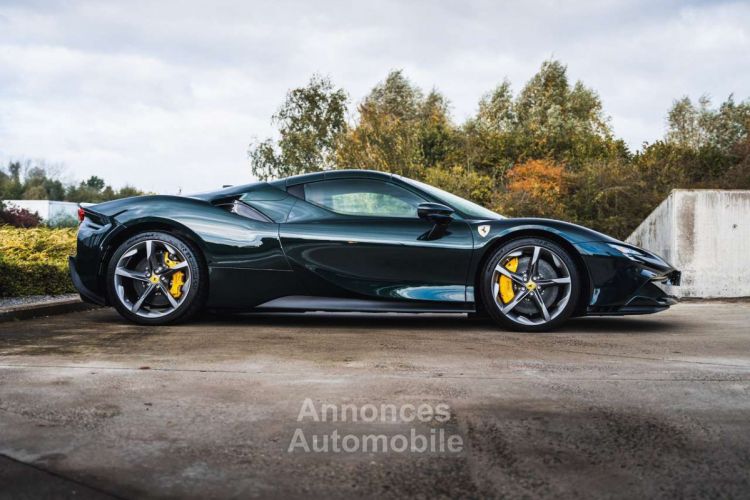 Ferrari SF90 Stradale Spider 1st Owner- Lift Verde Zeltweg Carbon - <small></small> 499.900 € <small>TTC</small> - #9